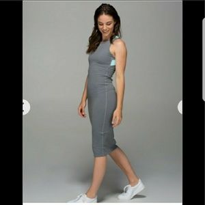 New lululemon midi fitted dress